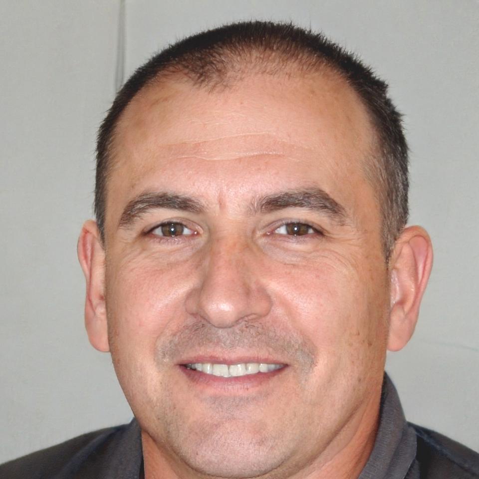 Facilitador Esteban Morales